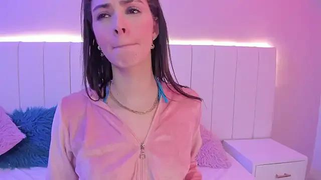 CAMILLEN_PETTID on StripChat