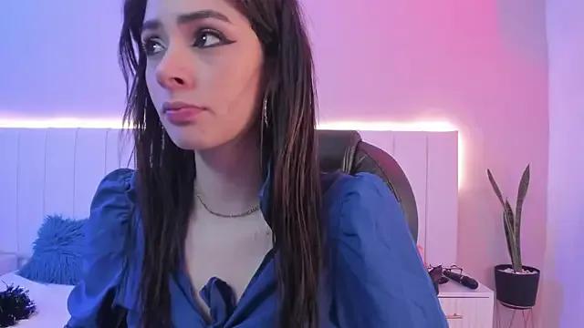 CAMILLEN_PETTID on StripChat