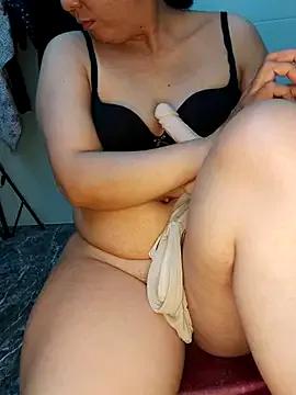 Candyrolla on StripChat