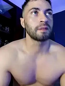 cesar_jonnes on StripChat