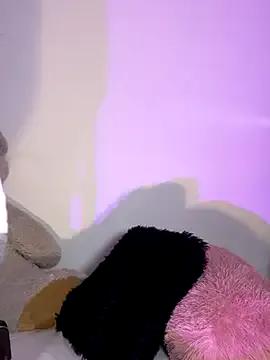 Charlottediolet on StripChat