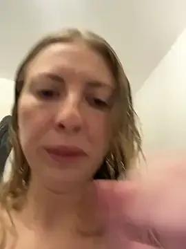 CheekyChelseaX on StripChat