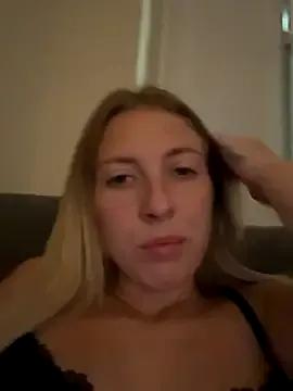 CheekyChelseaX on StripChat