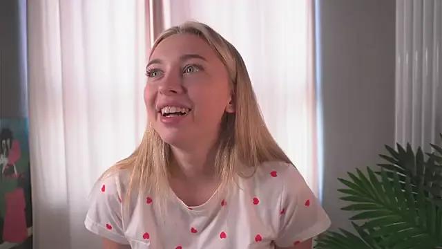 christie_luv on StripChat