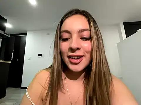 Cloee_Rainbow1 on StripChat