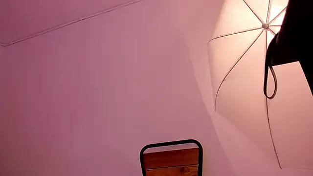 cloehonney on StripChat