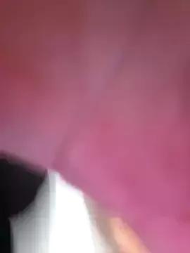 CloudyMuscleBeefy on StripChat