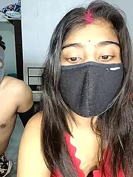 COLAMBIA_X_GURL on StripChat