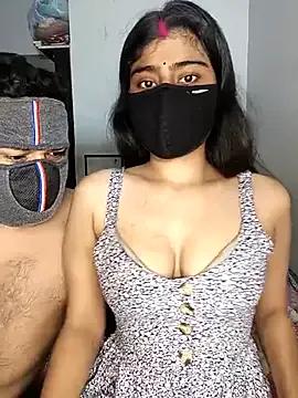 COLAMBIA_X_GURL on StripChat