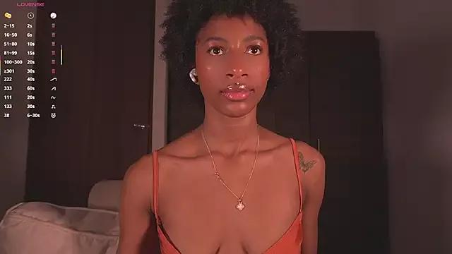 connie_west0 on StripChat