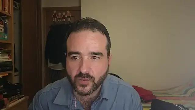 curiosillo83 on StripChat