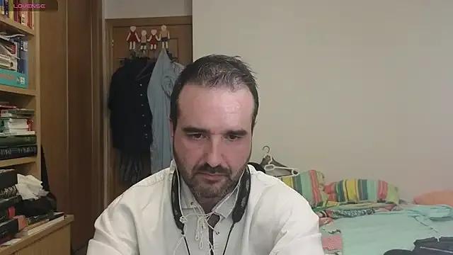 curiosillo83 on StripChat