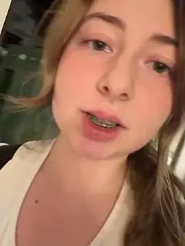 curvyflawless on StripChat