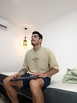 damian_bull on StripChat