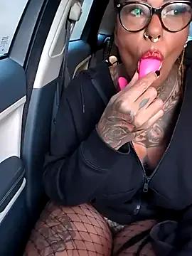 DarkDea on StripChat