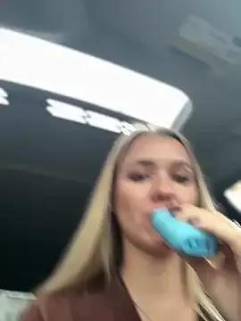 Devill_Angel_ on StripChat