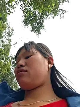 diamond-- on StripChat