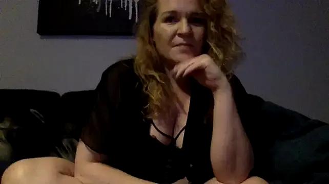 Dinslavnu on StripChat