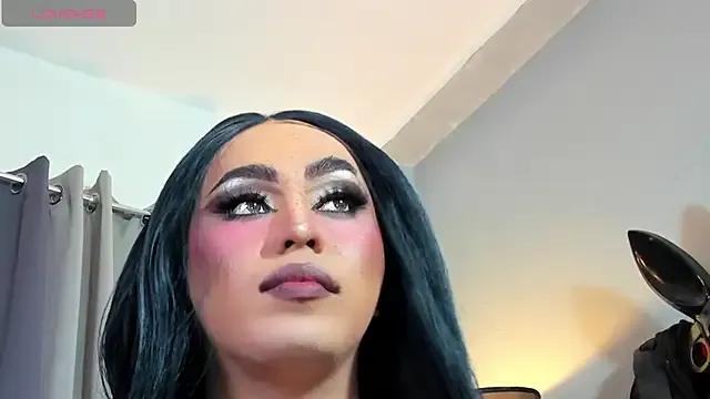 DominaAurumXXX on StripChat