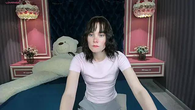 DoseOfDaisy on StripChat