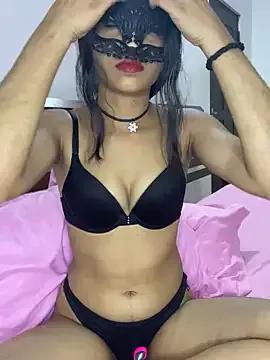 Elinacam on StripChat