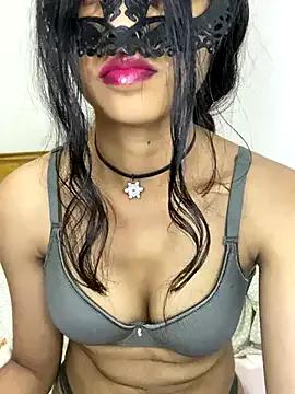 Elinacam on StripChat