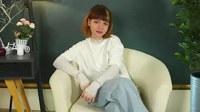 ElvaAxley on StripChat