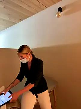 EmaSalis on StripChat