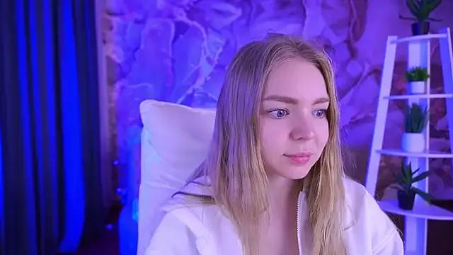 EmilySunshineS on StripChat