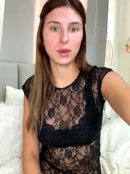 emma05 on StripChat