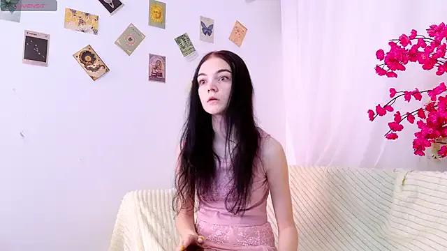 emma_blackwood on StripChat