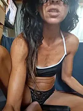 EmySkinny85 on StripChat
