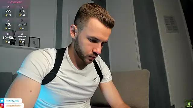 EnriqueBarberry on StripChat