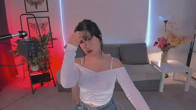 Erika_Kim on StripChat