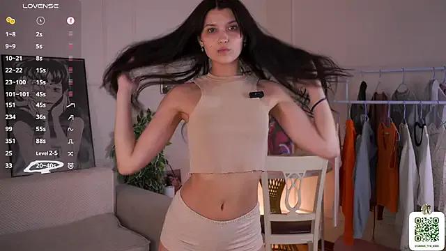 ErlineDumford — Suck finger close up