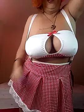 Escarlate4you_ on StripChat