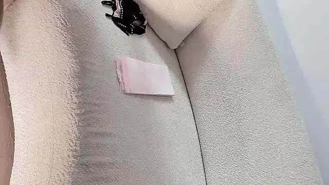 Eva-009 on StripChat