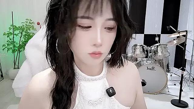 Evangelin-e on StripChat