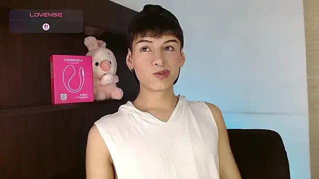 Ezra_Storm on StripChat