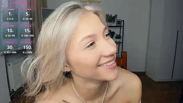 FaaBinaa on StripChat