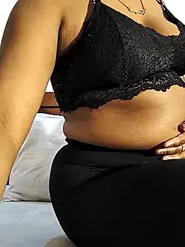 FANTASY_QUEEN_07 on StripChat