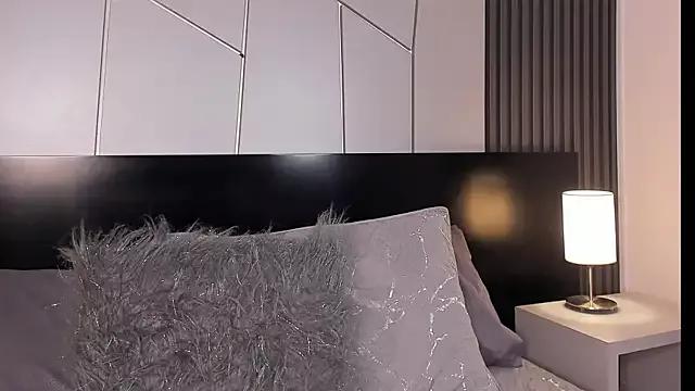 fernanda_aram_ on StripChat