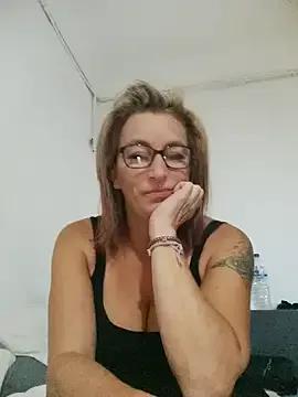 Fifi83Bell on StripChat