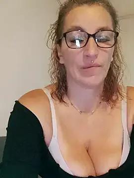 Fifi83Bell on StripChat