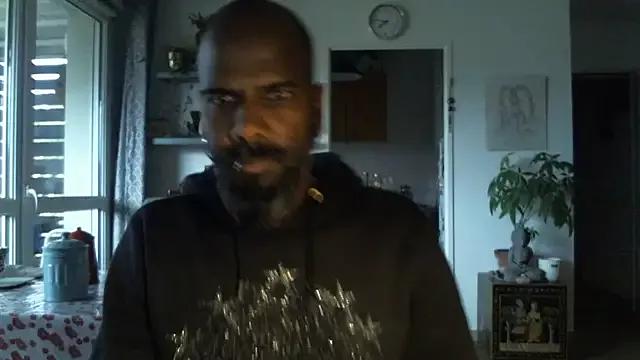 frenchblackc31 on StripChat