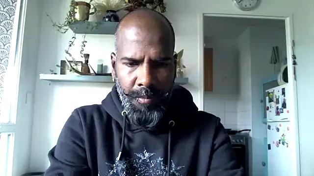 frenchblackc31 on StripChat