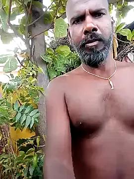 frenchblackc31 on StripChat