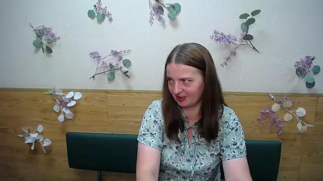 FreyaDak on StripChat