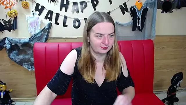 FreyaDak on StripChat