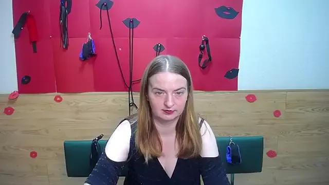 FreyaDak on StripChat